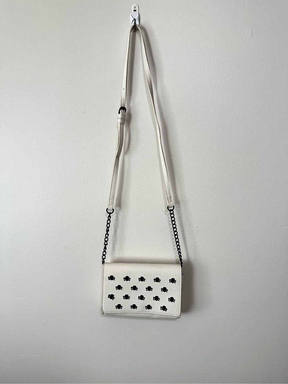 Betsey Johnson White Skull & Crossbones Stud Crossbody Bag